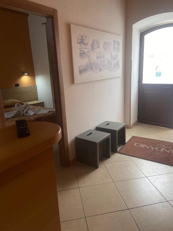 Mandanici :Borgo Marsalini Hotell Barcellona-Pozzo di Gotto Eksteriør bilde