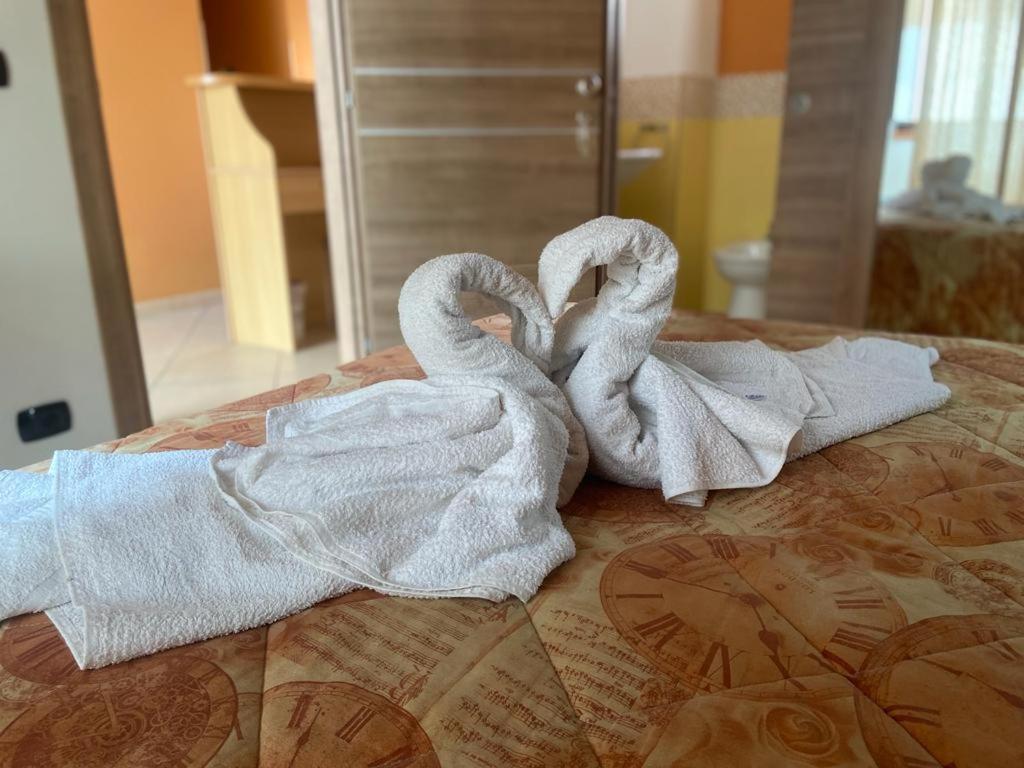 Mandanici :Borgo Marsalini Hotell Barcellona-Pozzo di Gotto Eksteriør bilde
