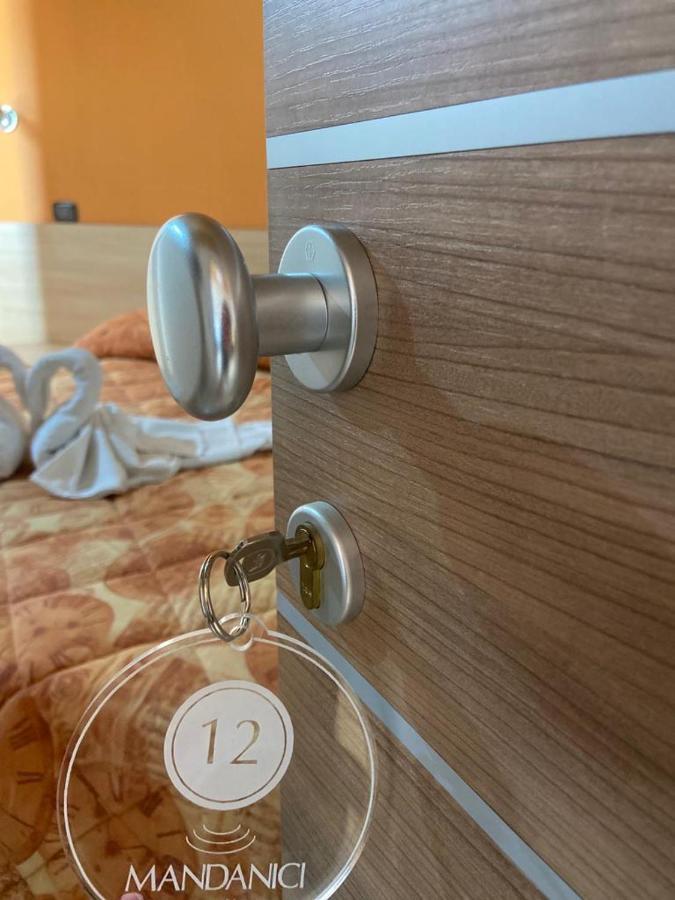 Mandanici :Borgo Marsalini Hotell Barcellona-Pozzo di Gotto Eksteriør bilde